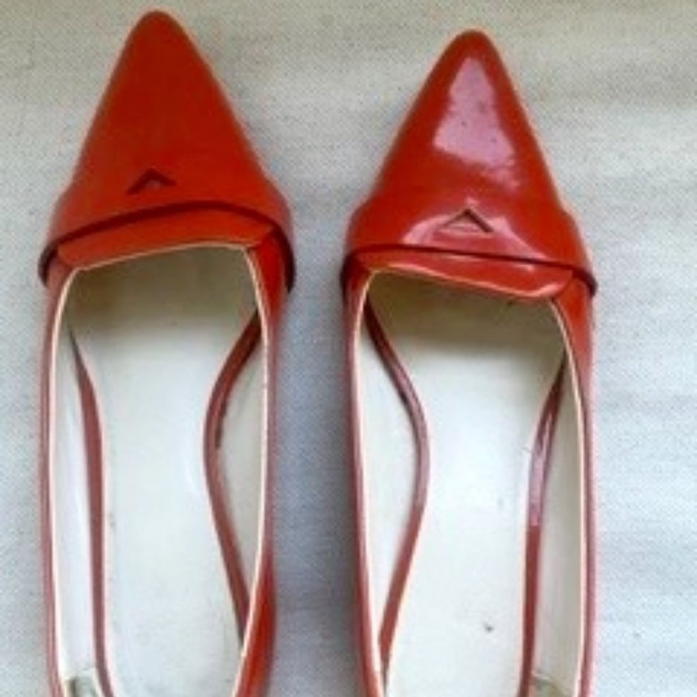 Boden Orange Patent Leather Pointed Toe Flats